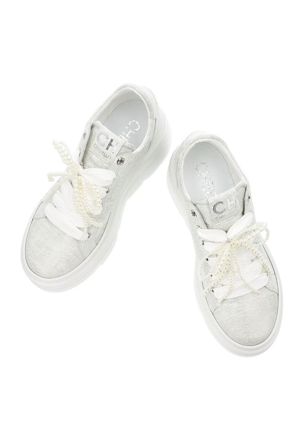 CheBello - Srebrne Sneakersy Chebello Stylowe Obuwie Damskie Na Platformie. Okazja: na co dzień. Kolor: srebrny. Materiał: materiał. Szerokość cholewki: normalna. Wzór: aplikacja. Obcas: na platformie. Styl: elegancki