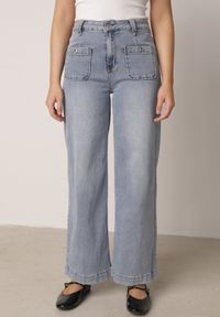 Born2be - Niebieskie Jeansy Szerokie z Wysokim Stanem z Ozdobnymi Kieszonkami Phinis. Okazja: na co dzień. Stan: podwyższony. Kolor: niebieski. Styl: casual, elegancki #6