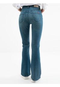 Big-Star - Spodnie jeans damskie z rozszerzaną nogawką Clara Flare 511. Stan: podwyższony. Kolor: niebieski. Styl: retro #6