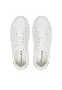Calvin Klein Sneakersy HW0HW02298 Biały. Kolor: biały. Materiał: skóra