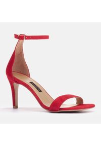 Marco Shoes Eleganckie sandały z naturalnego zamszu czerwone. Kolor: czerwony. Materiał: zamsz. Styl: elegancki #3