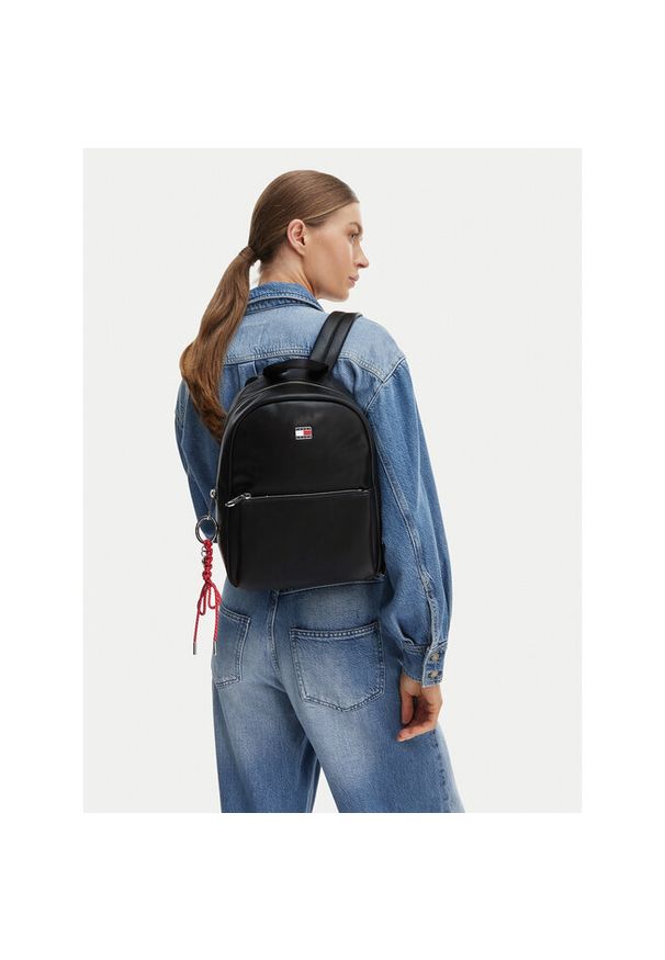 Plecak Tommy Jeans. Kolor: czarny