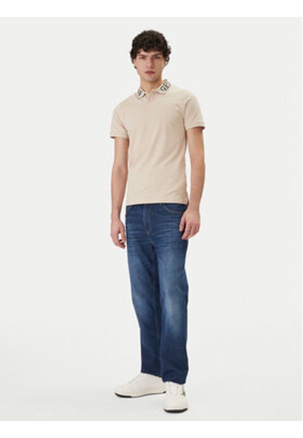 Guess Polo M6GP66 K3070 Beżowy Slim Fit. Typ kołnierza: polo. Kolor: beżowy. Materiał: bawełna