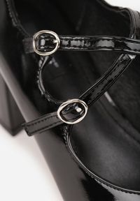 Renee - Czarne Czółenka Lakierowane na Słupku Ozdobione Paskami i kwadratowym Noskiem Jalabine. Zapięcie: pasek. Kolor: czarny. Materiał: lakier. Wzór: aplikacja. Obcas: na słupku. Styl: klasyczny #4