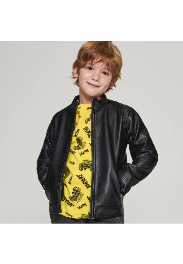 Sinsay - Koszulka z nadrukiem - Żółty. Kolor: żółty. Wzór: nadruk