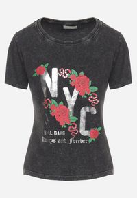 Born2be - Czarny T-shirt z Bawełny Ozdobiony Napisami i Kwiatami Savierele. Okazja: na co dzień. Kolor: czarny. Materiał: bawełna. Wzór: napisy, aplikacja, kwiaty. Styl: klasyczny, casual #7