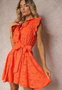 Renee - Pomarańczowa Bawełniana Sukienka o Rozkloszowanym Kroju z Ażurowym Wzorem Dadea. Kolor: pomarańczowy. Materiał: bawełna. Długość rękawa: krótki rękaw. Wzór: ażurowy. Styl: elegancki, wizytowy #1