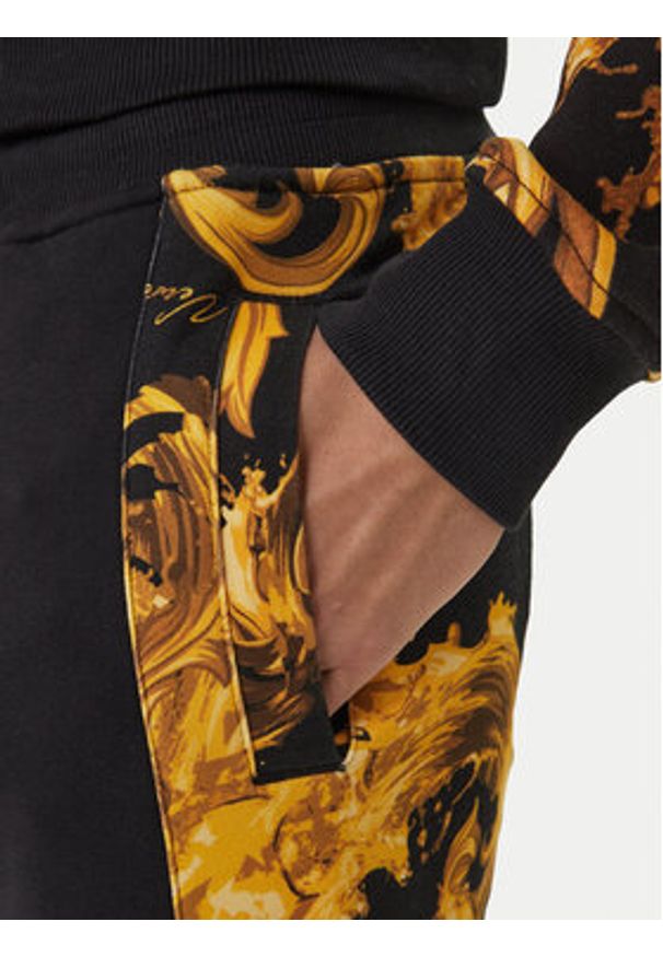 Versace Jeans Couture Spodnie dresowe 80GAA3C0 FS196 Czarny Regular Fit. Kolor: czarny. Materiał: bawełna