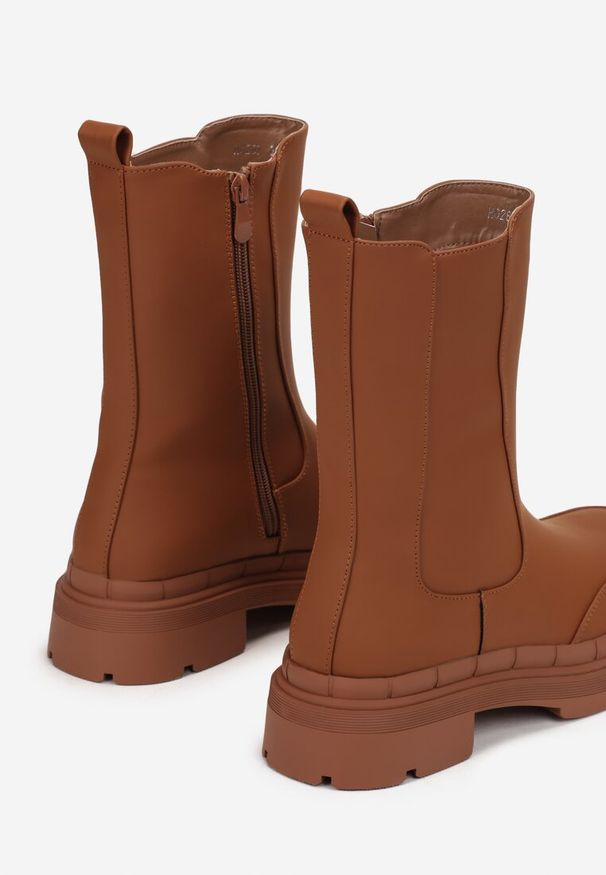 Born2be - Brązowe Botki Workery na Grubej Podeszwie Phyleusa. Okazja: na co dzień. Zapięcie: zamek. Kolor: brązowy. Materiał: dzianina, wełna, jeans. Obcas: na obcasie. Styl: casual. Wysokość obcasa: niski