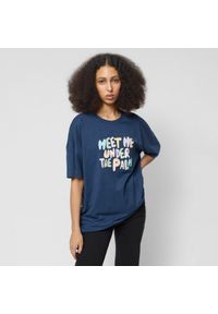 outhorn - T-shirt oversize z nadrukiem damski - granatowy. Okazja: na plażę. Kolor: niebieski. Materiał: bawełna, materiał, dzianina. Wzór: nadruk. Styl: wakacyjny #4