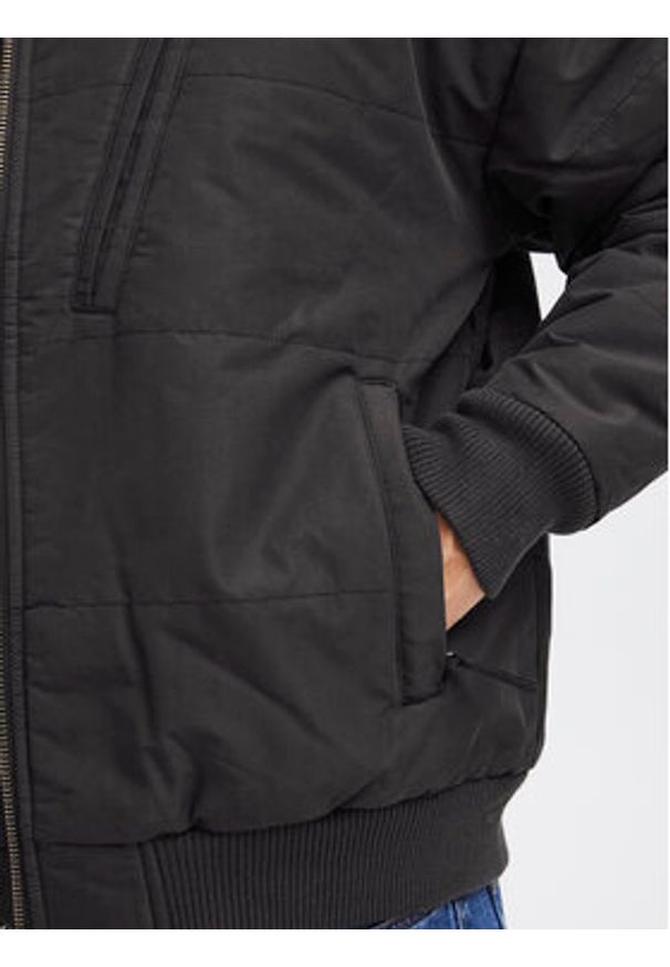 Blend Kurtka bomber 20716181 Czarny Regular Fit. Kolor: czarny. Materiał: bawełna