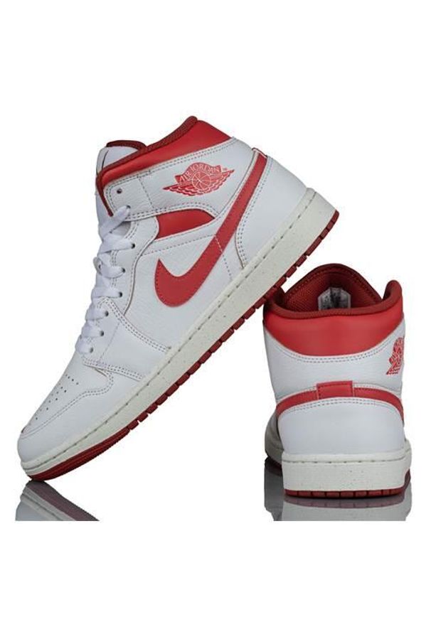 Buty do chodzenia męskie Nike Air Jordan 1 Mid. Kolor: biały. Materiał: skóra. Szerokość cholewki: normalna. Model: Nike Air Jordan. Sport: turystyka piesza