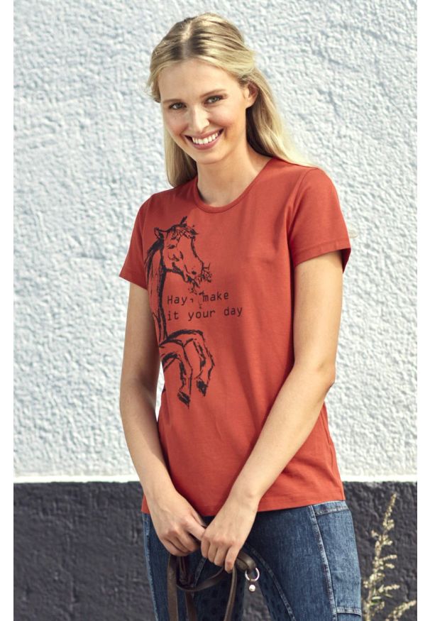 T-shirt marki Cellbes Equestrian. Kolor: czerwony. Materiał: materiał