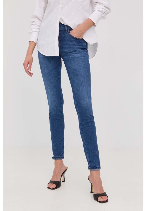 Guess jeansy damskie medium waist. Kolor: niebieski