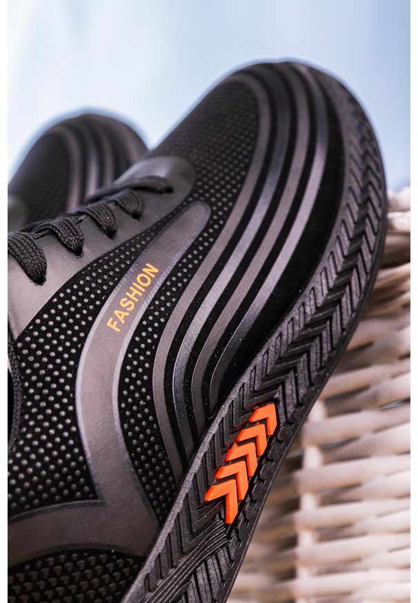 Casu - Czarne buty sportowe sznurowane casu 20y03/o. Kolor: czarny, wielokolorowy, pomarańczowy