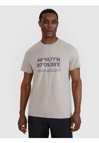 4f - 4F T-shirt regular z nadrukiem męski - szary 3XL. Okazja: na co dzień. Kolor: szary. Materiał: dzianina, bawełna, jersey. Długość rękawa: krótki rękaw. Długość: krótkie. Wzór: nadruk. Styl: klasyczny, sportowy, casual