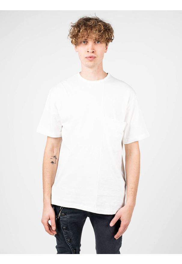 Xagon Man T-shirt "Oversize" | A22082 ZX 76LT | Mężczyzna | Kremowy. Kolor: kremowy. Materiał: bawełna. Wzór: aplikacja