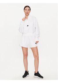 Adidas - adidas Bluza Z.N.E. IN9478 Biały Relaxed Fit. Kolor: biały. Materiał: syntetyk