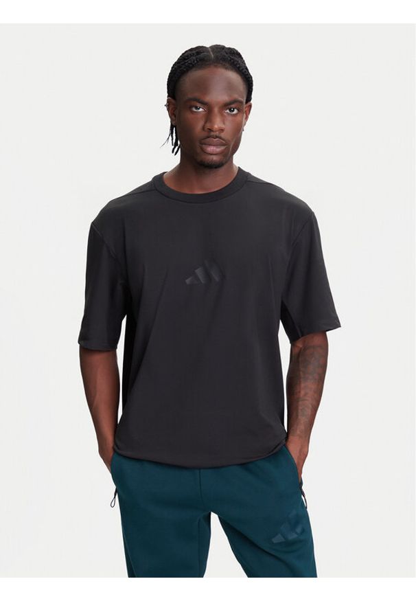 Adidas - adidas T-Shirt Z.N.E. JJ1151 Czarny Loose Fit. Kolor: czarny. Materiał: syntetyk