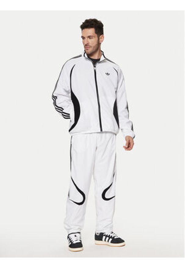 Adidas - adidas Spodnie dresowe adicolor Teamgeist JP1119 Biały Regular Fit. Kolor: biały. Materiał: syntetyk