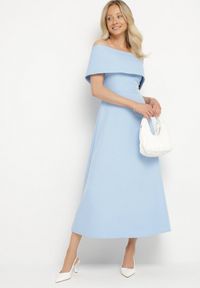 Born2be - Niebieska Sukienka o Rozkloszowanym Kroju na Ramiączkach z Wywijanym Dekoltem Jenathia. Okazja: na ślub cywilny, na imprezę, na wesele, na studniówkę. Kolor: niebieski. Długość rękawa: na ramiączkach #3