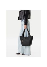 Torebka Guess. Kolor: czarny #1