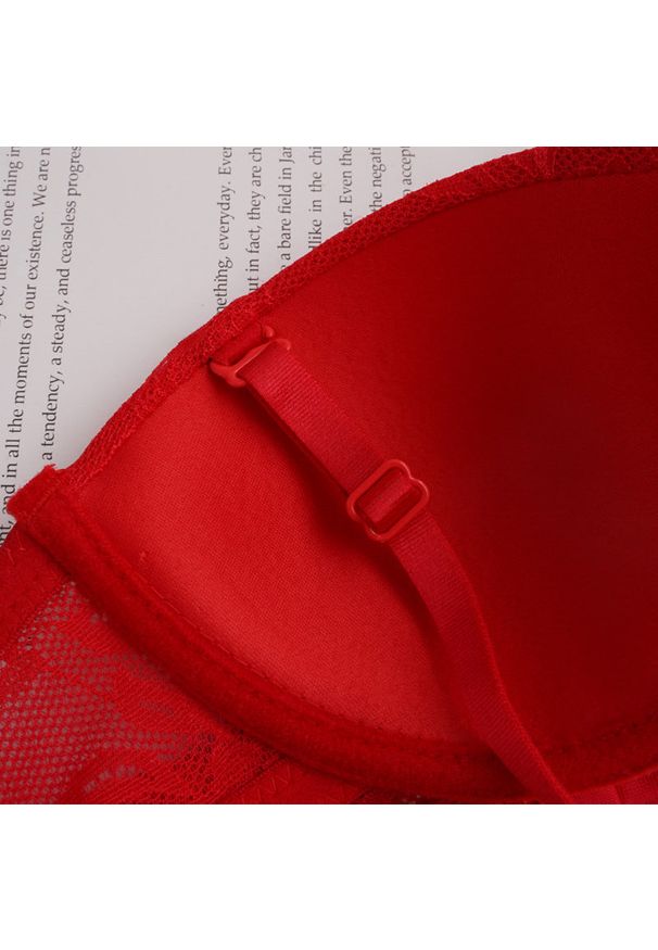 Intica - Biustonosz push-up regulowany z majtkami komplet modelujący Starlin. Kolor: czerwony. Materiał: materiał
