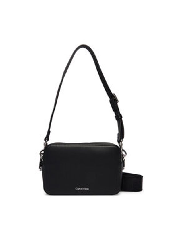 Calvin Klein Torebka Webbing Double Strap Camera Bag LV04F3165G Czarny. Kolor: czarny. Materiał: skórzane
