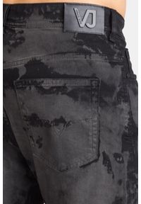 Versace Jeans - Jeansy VERSACE JEANS. Kolor: czarny. Wzór: aplikacja #3