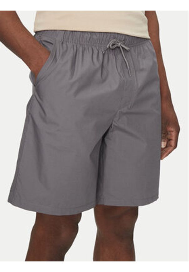 columbia - Columbia Szorty sportowe Washed Out™ Easy Short 2119671 Szary Regular Fit. Kolor: szary. Materiał: bawełna