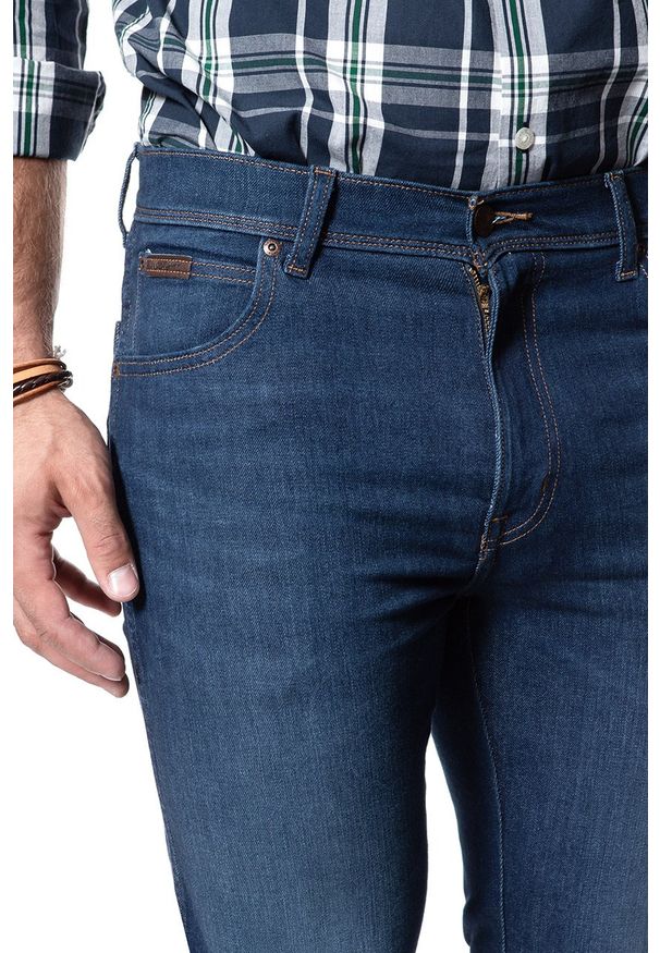 Wrangler - WRANGLER SPODNIE MĘSKIE TEXAS COMFORT ZONE W121Q440P 112126180. Stan: podwyższony