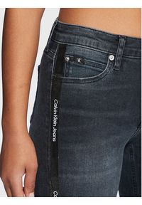 Calvin Klein Jeans Jeansy J20J220215 Szary Skinny Ankle Fit. Kolor: szary #5