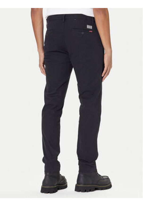 Levi's® Chinosy Standard II 17196-0005 Czarny Tapered Fit. Kolor: czarny. Materiał: bawełna