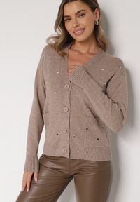 Born2be - Beżowy Rozpinany Kardigan w Kropki Tusvanea. Okazja: na co dzień. Kolor: beżowy. Materiał: jeans. Wzór: kropki. Styl: klasyczny, casual #7