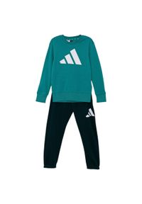 Adidas - Dres Essentials Jogger Rozmiar 6-7 L Zielony - JW2436. Okazja: na uczelnię. Kolor: zielony. Materiał: dresówka #1