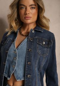 Renee - Granatowa Bawełniana Kurtka Jeansowa Rozpinana Okrea. Okazja: na co dzień, na spacer. Kolor: niebieski. Materiał: bawełna, jeans. Długość rękawa: długi rękaw. Długość: długie. Styl: klasyczny, casual #4