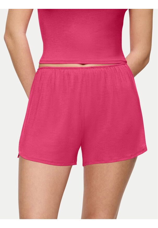 Triumph Szorty piżamowe Aura Spotlight 10221415 Różowy Relaxed Fit. Kolor: różowy