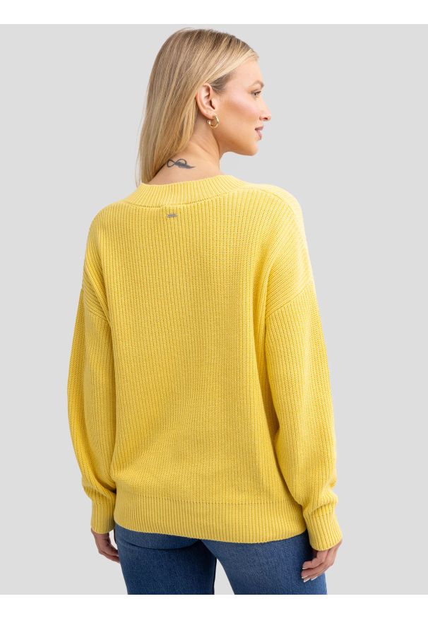 Big-Star - Sweter damski z wiskozy z dekoltem v-neck żółty Cyntiana 200. Kolor: żółty. Materiał: wiskoza. Styl: elegancki, klasyczny, vintage