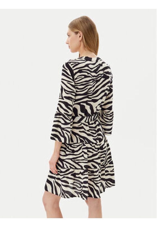 Vero Moda Sukienka codzienna Melba 10329936 Czarny Loose Fit. Okazja: na co dzień. Kolor: czarny. Materiał: wiskoza. Typ sukienki: proste. Styl: casual