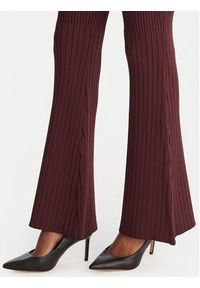Marciano Guess Spodnie materiałowe 5YGB29 5881Z Bordowy Regular Fit. Kolor: czerwony. Materiał: wiskoza #3
