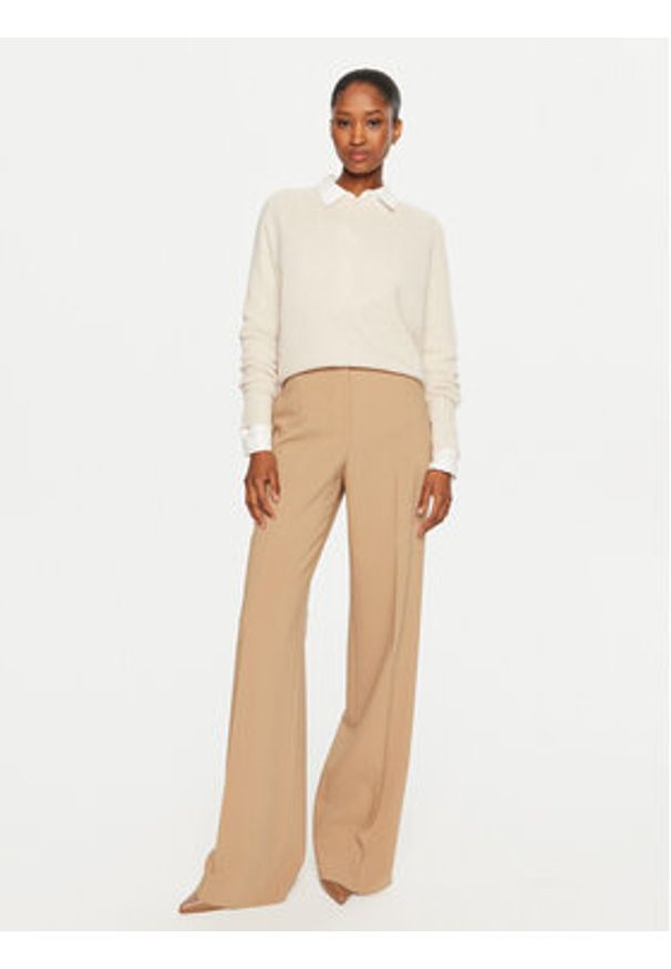 Marella Sweter Cine 2423366325 Écru Regular Fit. Materiał: wełna