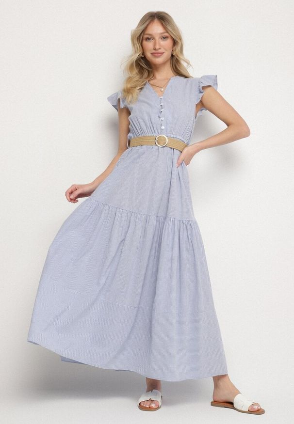 Born2be - Niebieska Bawełniana Sukienka Boho o Rozkloszowanym Kroju z Paskiem z Klamrą Iffalisse. Okazja: na spacer. Kolor: niebieski. Materiał: bawełna. Wzór: aplikacja. Typ sukienki: rozkloszowane. Styl: boho