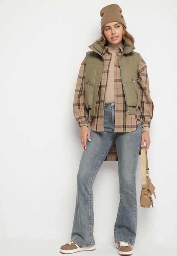 Born2be - Niebieskie Jeansy o Kroju Dzwonów z Regularnym Stanem Setva. Okazja: na co dzień. Kolor: niebieski. Styl: casual, elegancki