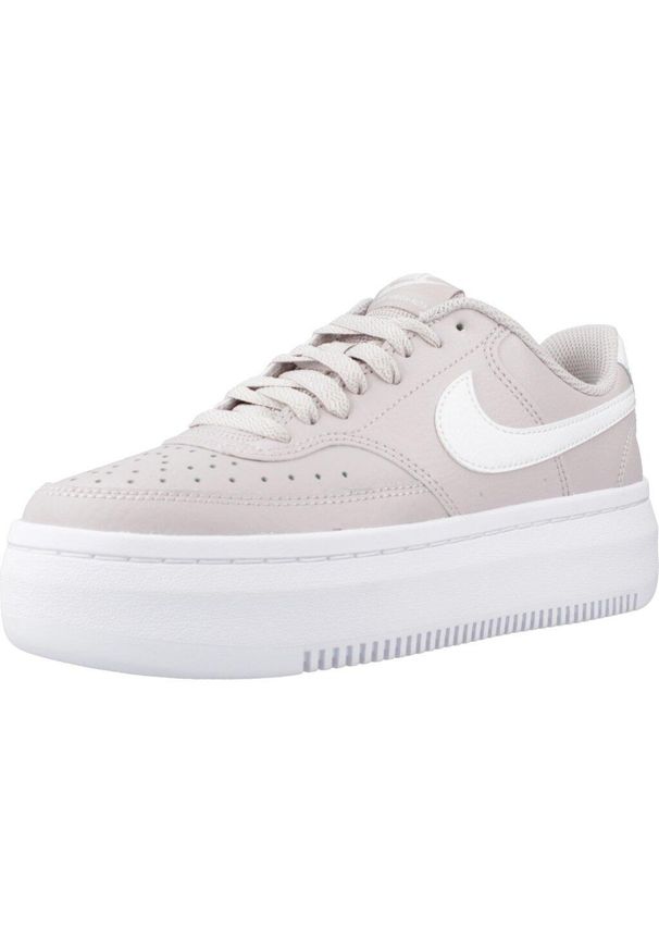 Buty do chodzenia damskie Nike Court Vision Alta Ltr. Kolor: fioletowy. Materiał: materiał, skóra. Szerokość cholewki: normalna. Model: Nike Court. Sport: turystyka piesza
