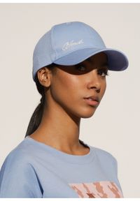 Ochnik - Błękitna czapka z daszkiem z logo. Kolor: niebieski. Materiał: bawełna