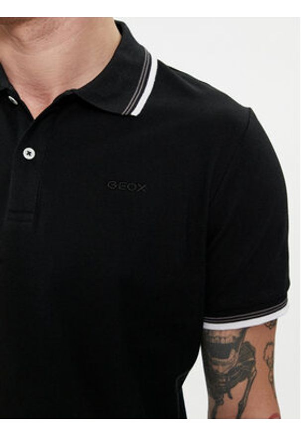 Geox Polo M4510Q T2649 F9000 Czarny Regular Fit. Typ kołnierza: polo. Kolor: czarny. Materiał: bawełna