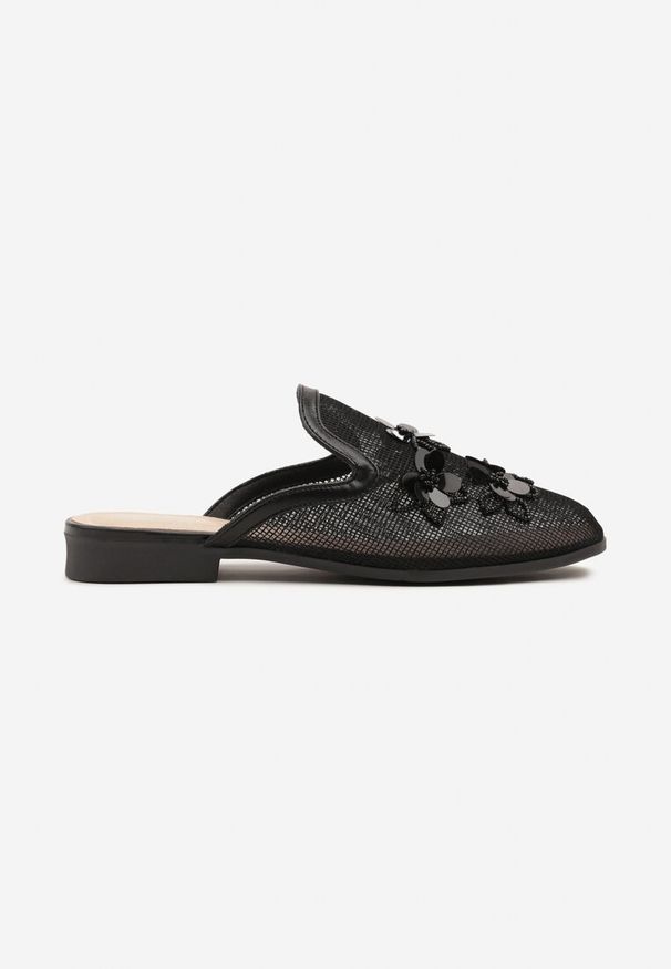 Renee - Czarne Klapki Mule z Siateczkową Cholewką i Kwiatami 3D Annalen. Okazja: na co dzień. Kolor: czarny. Wzór: kwiaty. Styl: elegancki, casual