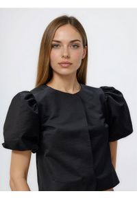 Reserved - Bluzka z bufiastymi rękawami - czarny. Kolor: czarny. Materiał: tkanina #1
