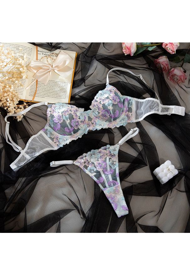 Intica - Komplet bielizny z koronkowym biustonoszem i haftowanymi miseczkami Roosmarij. Kolor: wielokolorowy. Materiał: koronka. Wzór: haft