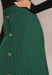 Renee - Zielona Rozkloszowana Spódnica Midi z Szerokimi Prążkami i Ozdobnymi Guzikami Sussurro. Kolor: zielony. Wzór: prążki #5